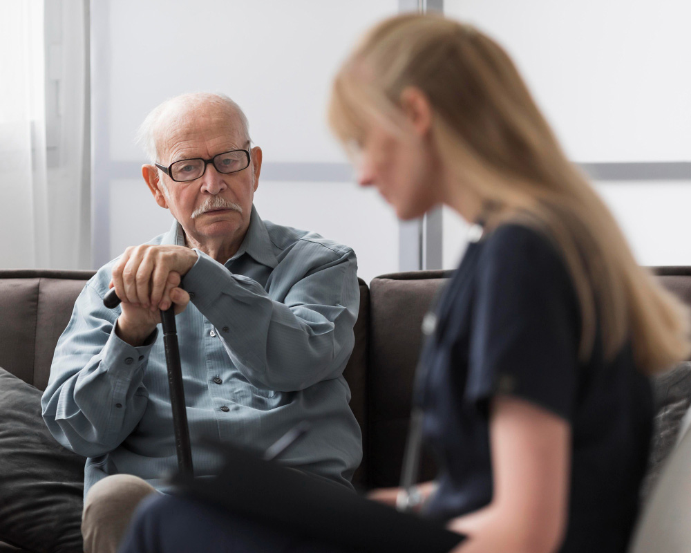 Online Dementia Care Courses: Building Confidence and Compassion
