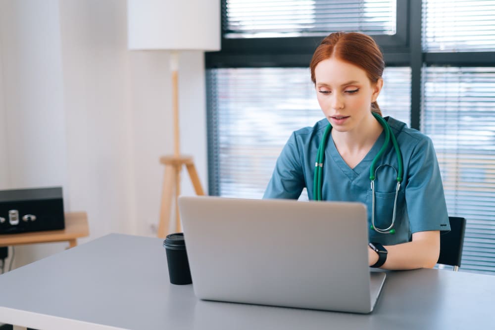 How Can You Enroll in Online Carer Courses in Ireland?